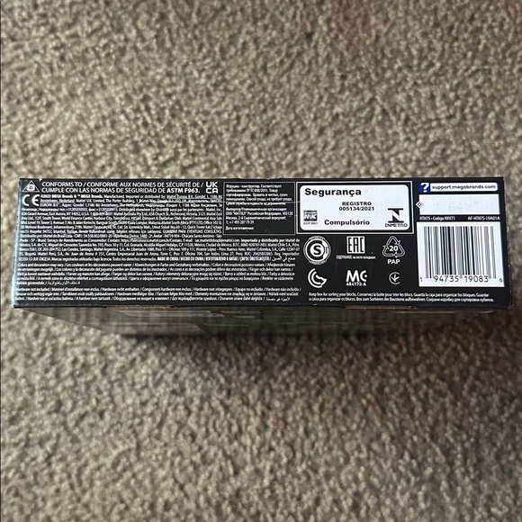 Mega Pokémon Bulbasaur Pixel Art Set - Picture 6 of 6